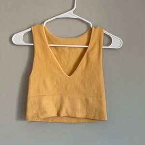 Nikibiki Crop Top